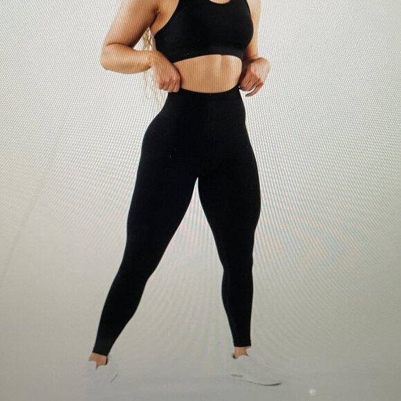 Alphalete Women's Jet Black OG Amplify Leggings -  Size Medium - Picture 6 of 8